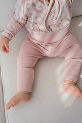 Avauma Aileen Baby Leggings - Mauve Pink, breathable ribbed cotton leggings for newborns and toddlers